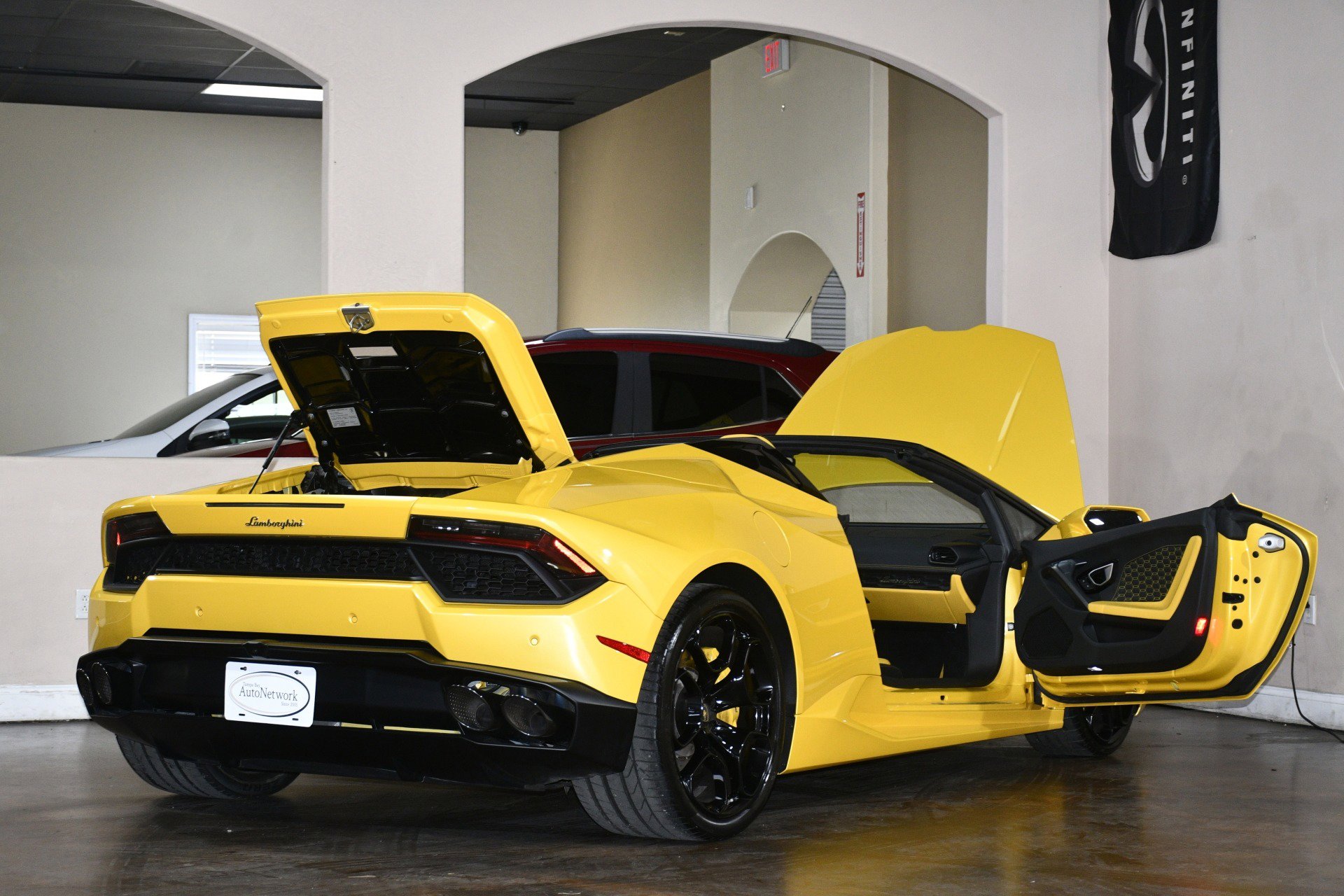 Used 2018 Lamborghini Huracan LP 580-2 image 90