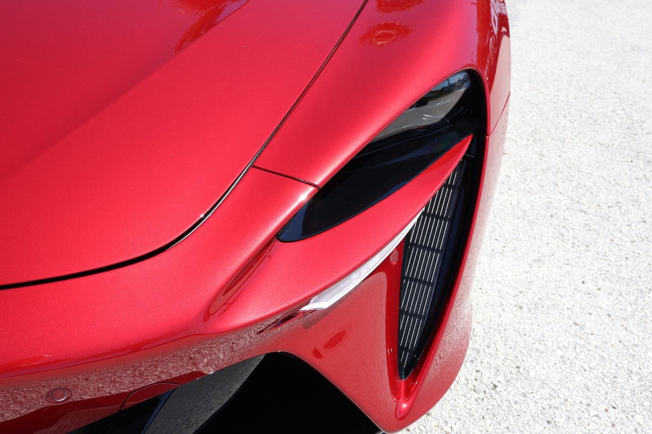 New 2026 McLaren Artura image 9