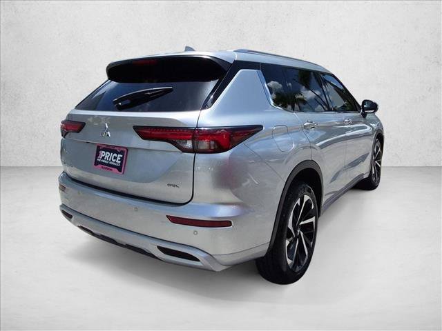 Used 2023 Mitsubishi Outlander SEL FWD image 5