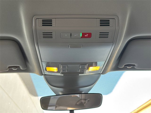 Certified 2023 Volkswagen Taos SE image 32