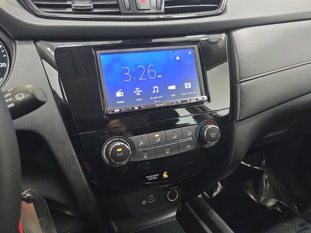 Used 2019 Nissan Rogue S image 20