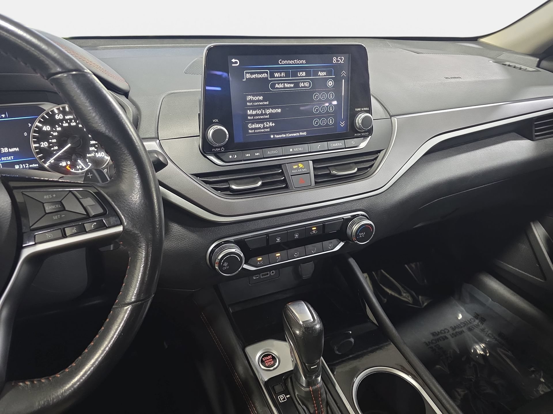 Used 2024 Nissan Altima 2.5 SR FWD image 19