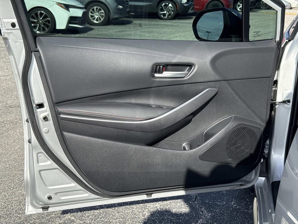 Used 2024 Toyota Corolla SE FWD image 19