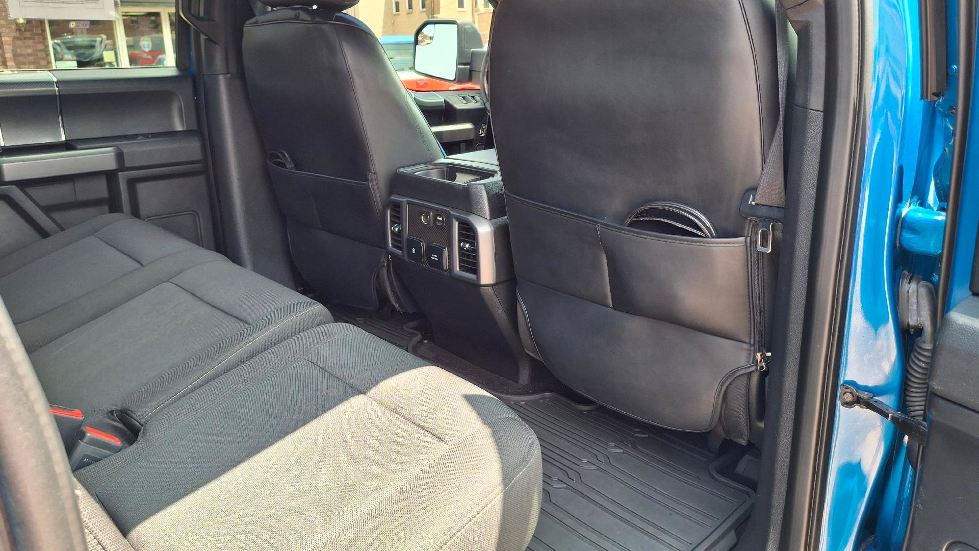 Used 2019 Ford F150 XLT w/ Equipment Group 302A Luxury AWD/4WD image 10