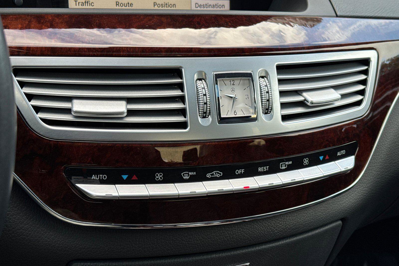 Used 2010 Mercedes-Benz S 550 image 19