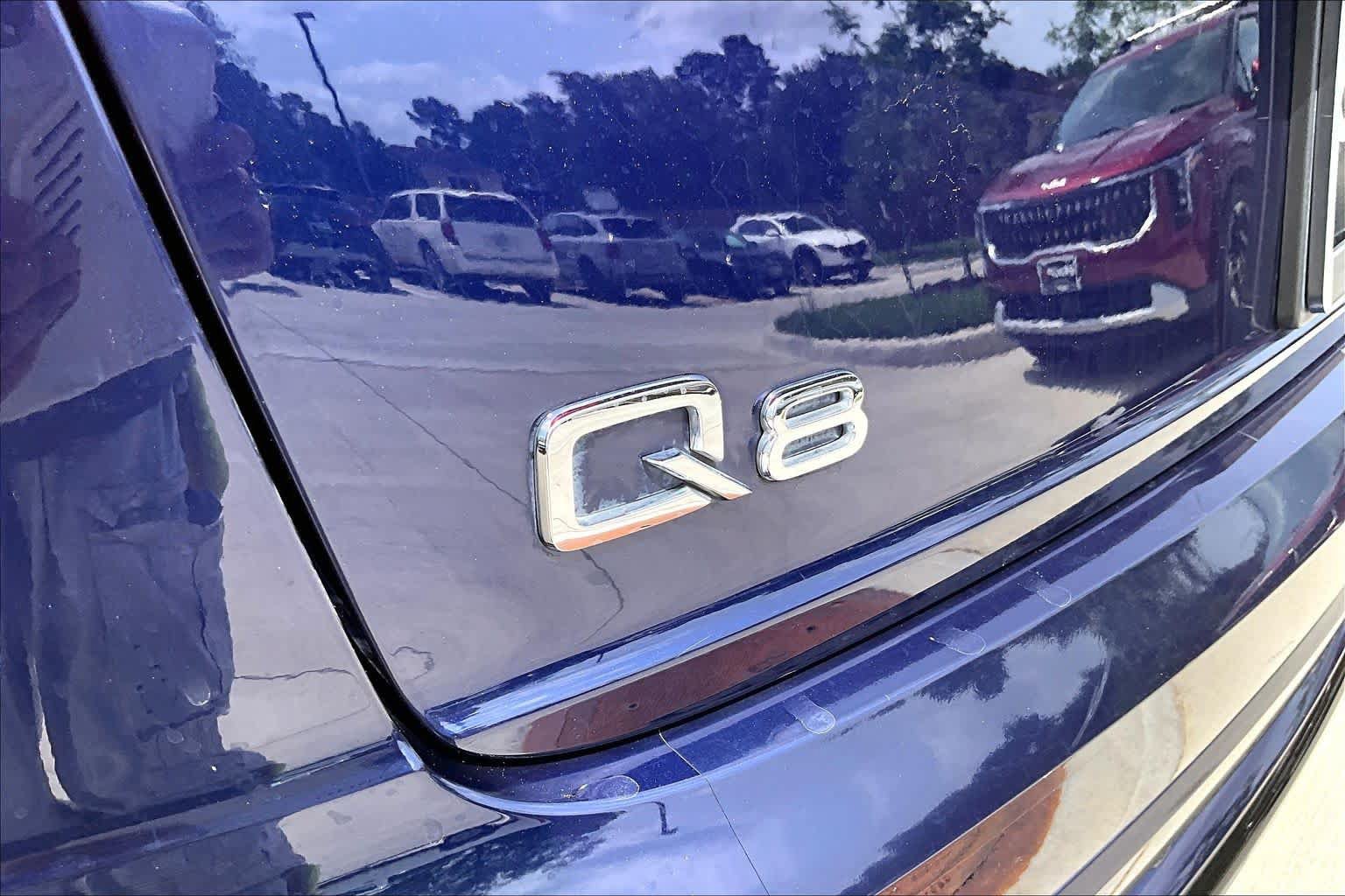 Used 2020 Audi Q8 Prestige AWD/4WD image 30