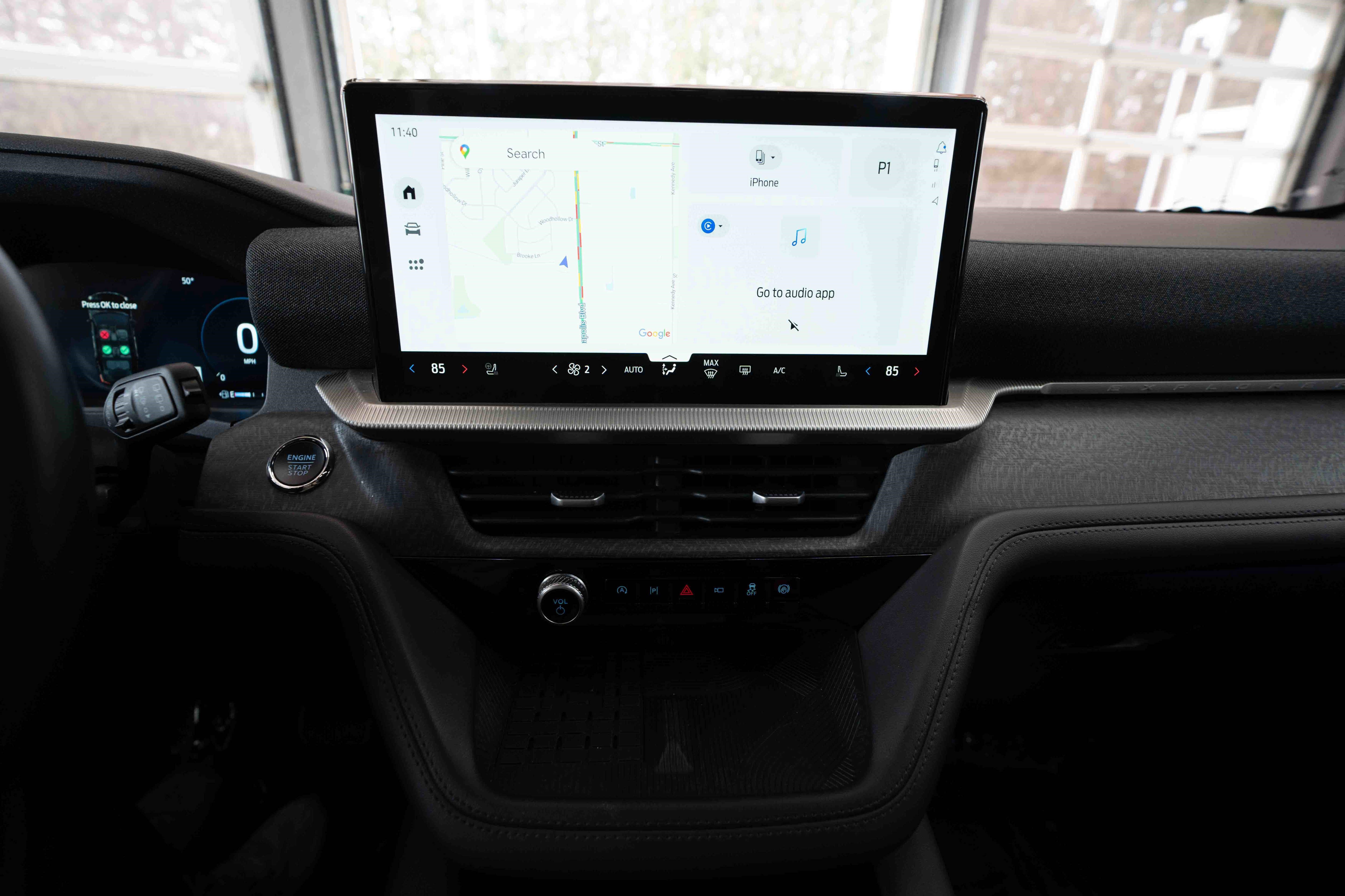 Used 2025 Ford Explorer Platinum w/ LUX Leather Package image 17