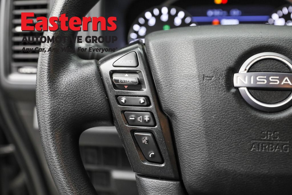 Used 2022 Nissan Frontier S RWD image 15