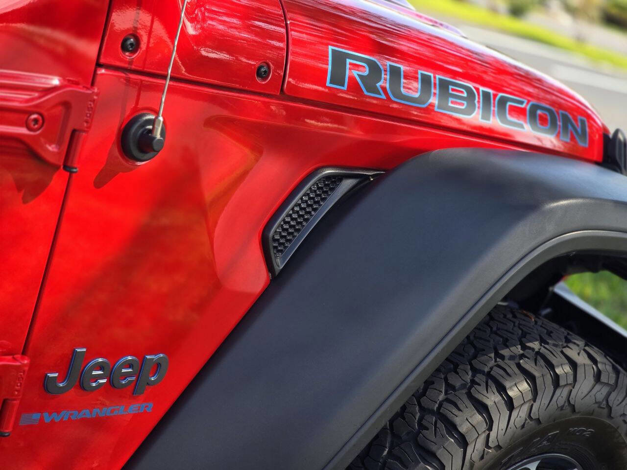 Used 2023 Jeep Wrangler Unlimited Rubicon 4xe w/ Cold Weather Group image 15