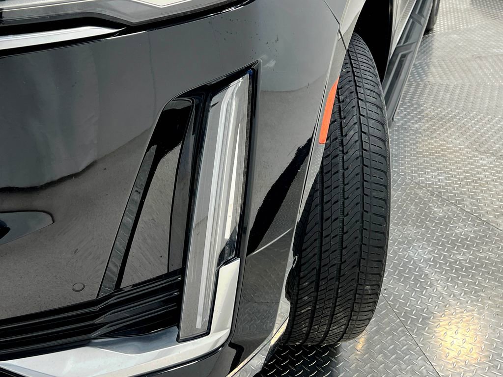 Used 2021 Cadillac Escalade Premium Luxury AWD/4WD image 43