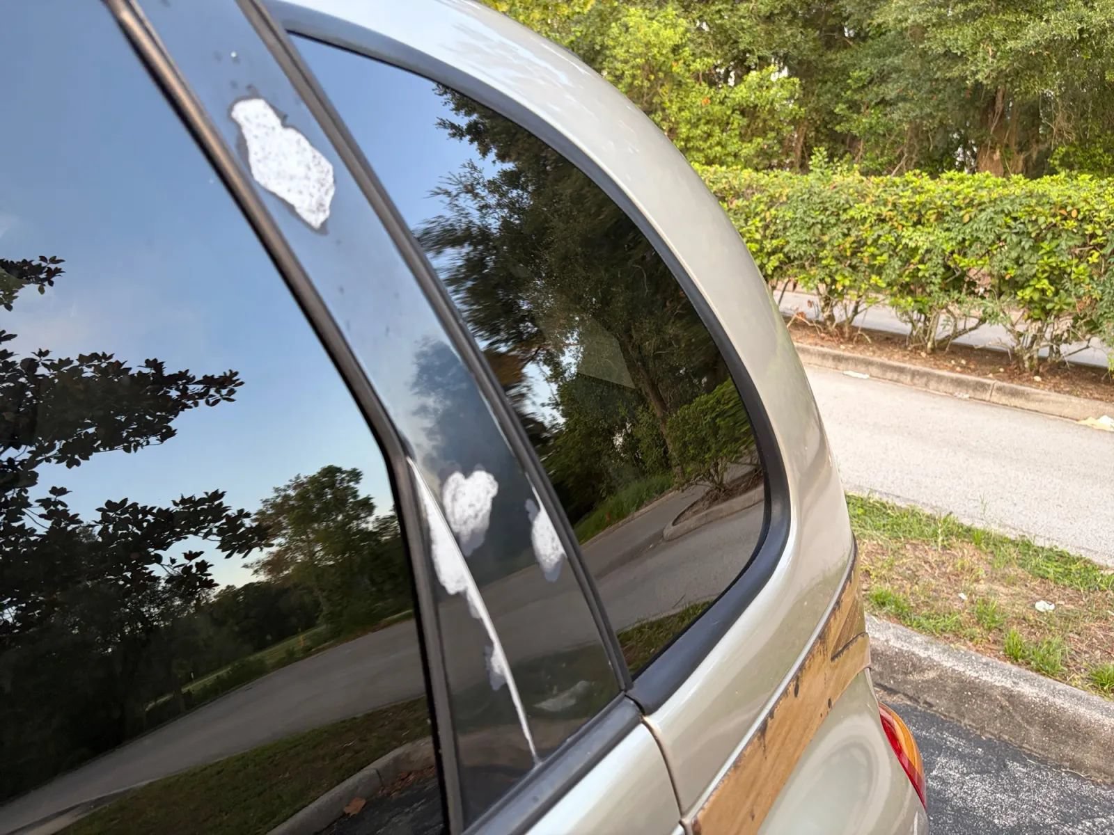Used 2005 Chrysler PT Cruiser Limited FWD image 27