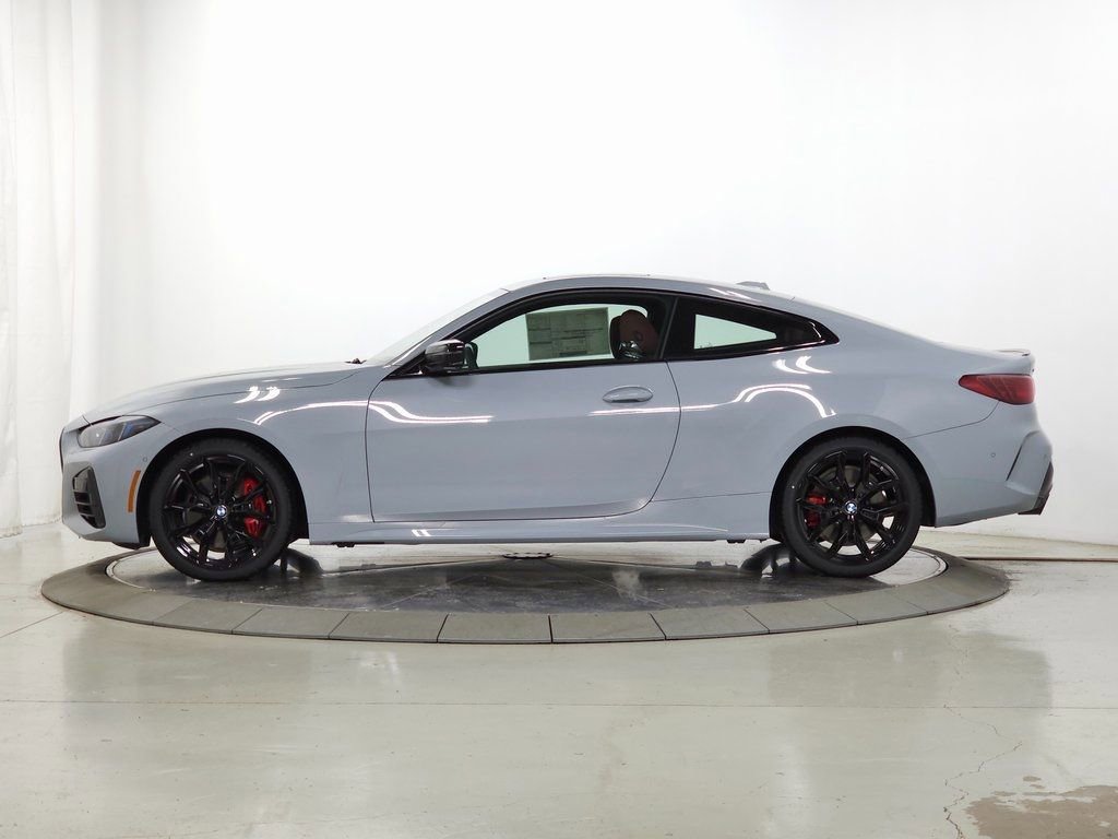 New 2026 BMW 430i xDrive Coupe w/ M Sport Package AWD/4WD image 4