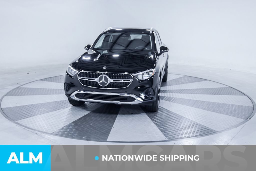 Used 2026 Mercedes-Benz GLC 350e 4MATIC image 2