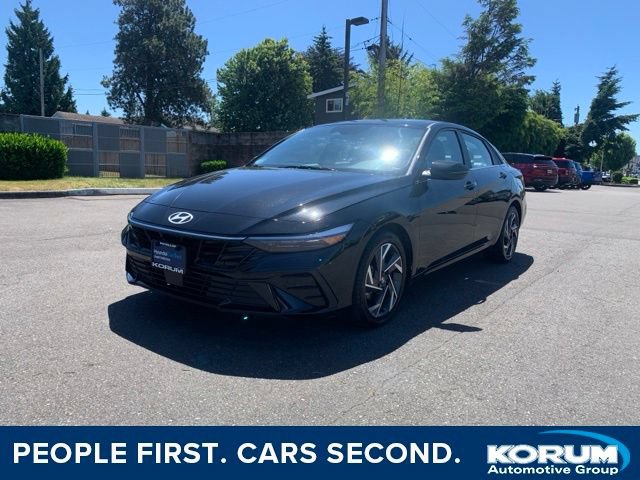Certified 2025 Hyundai Elantra Limited FWD image 1