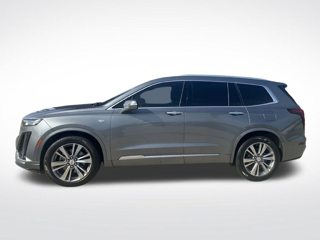 Used 2022 Cadillac XT6 Premium Luxury w/ Technology Package FWD image 5