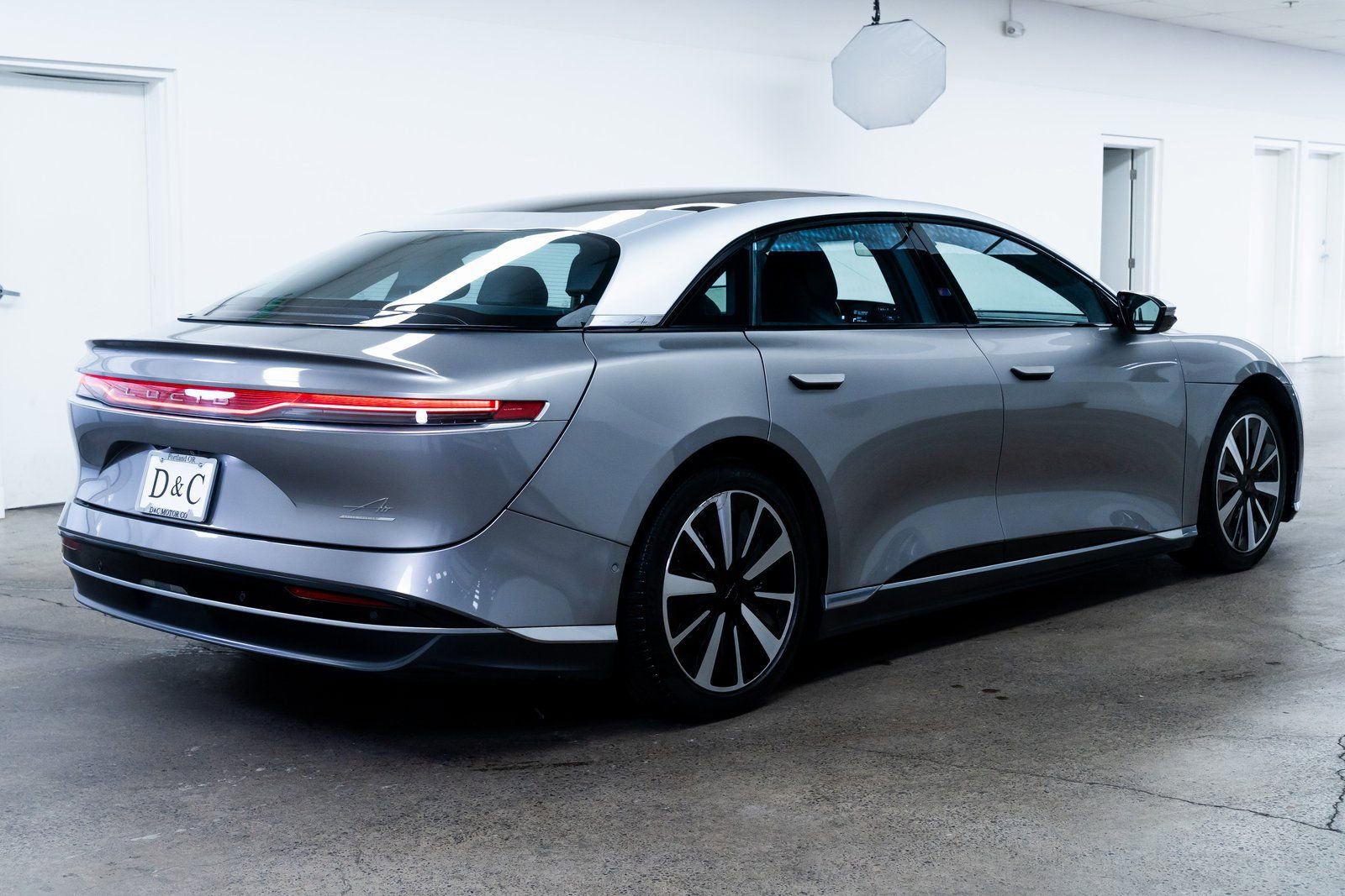 Used 2022 Lucid Air Grand Touring image 6