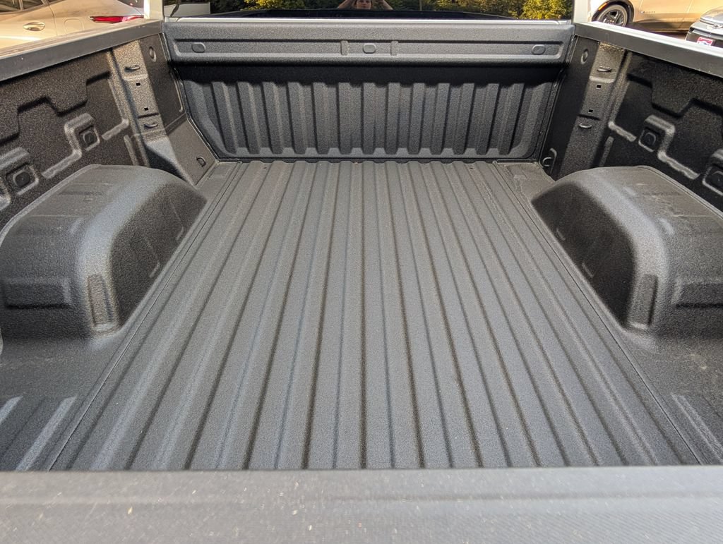 New 2026 Chevrolet Silverado 1500 Custom w/ LPO, Dark Essentials Package RWD image 25