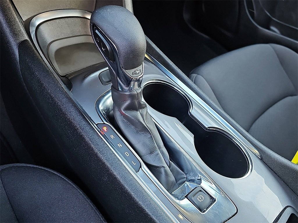 Used 2023 Chevrolet Malibu LT image 14