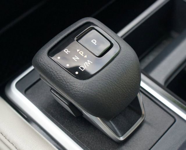 Used 2024 Nissan Pathfinder SL image 15