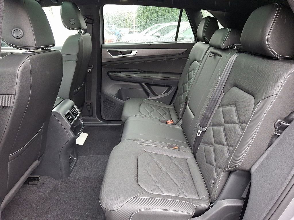 New 2026 Volkswagen Atlas Cross Sport SE image 5