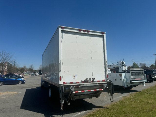 Used 2022 Ford F750 2WD Regular Cab Super Duty image 7