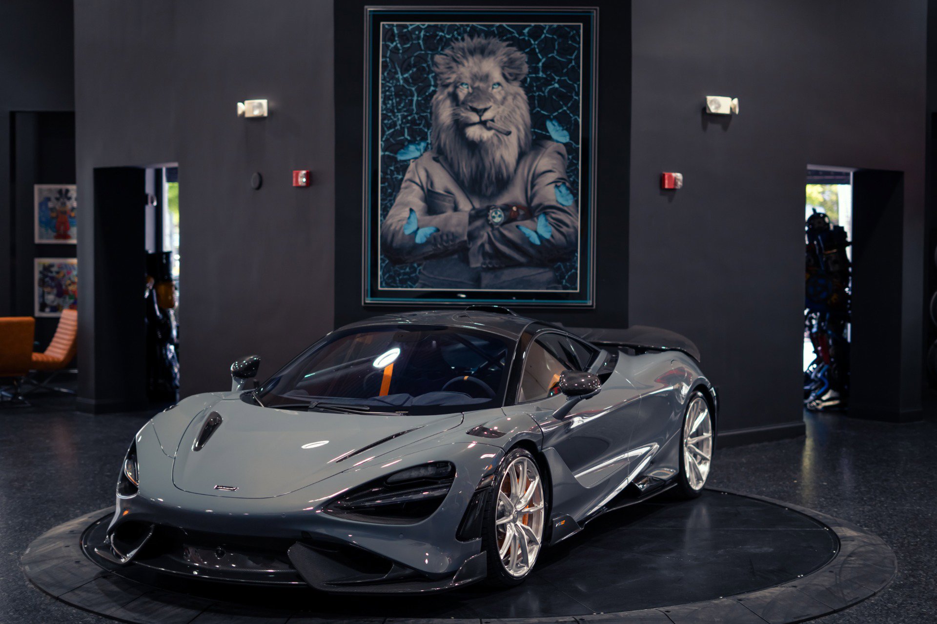 Used 2021 McLaren 765LT RWD image 39