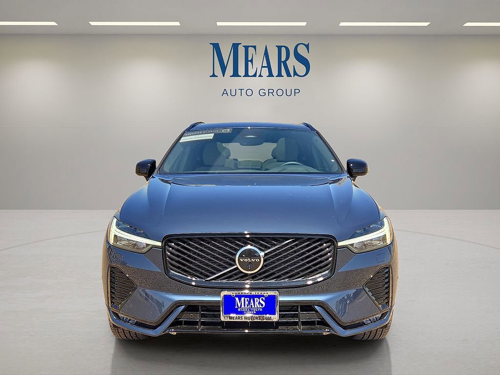 New 2026 Volvo XC60 B5 Plus w/ Protection Package Premier AWD/4WD image 8