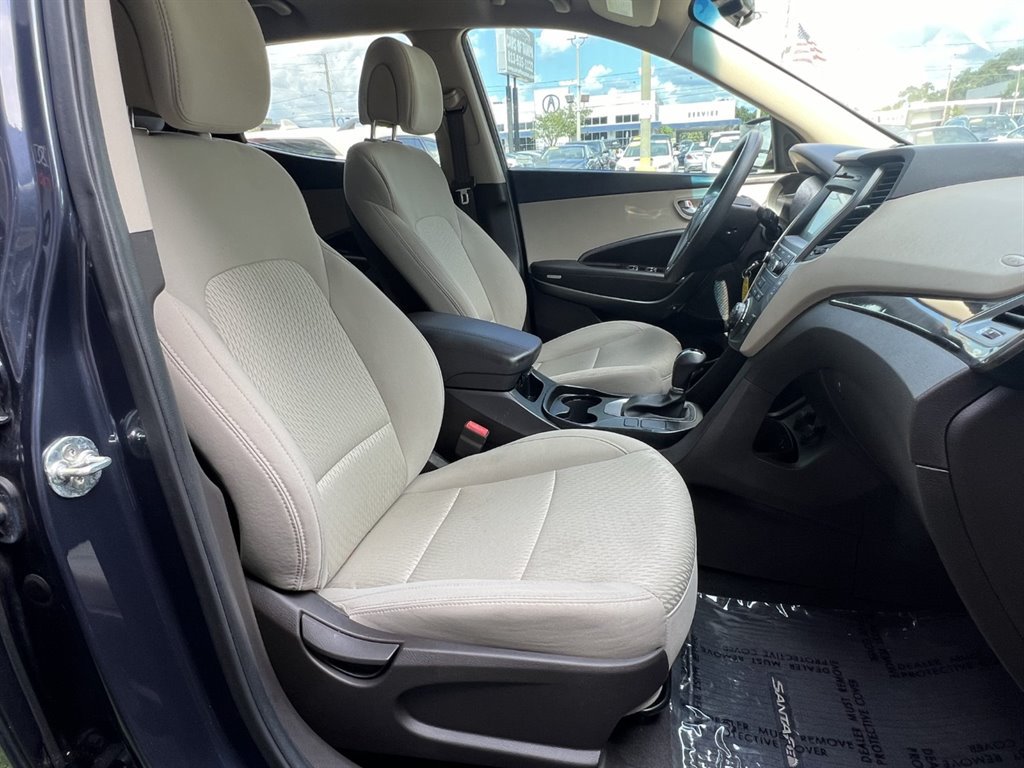 Used 2017 Hyundai Santa Fe Sport FWD image 18