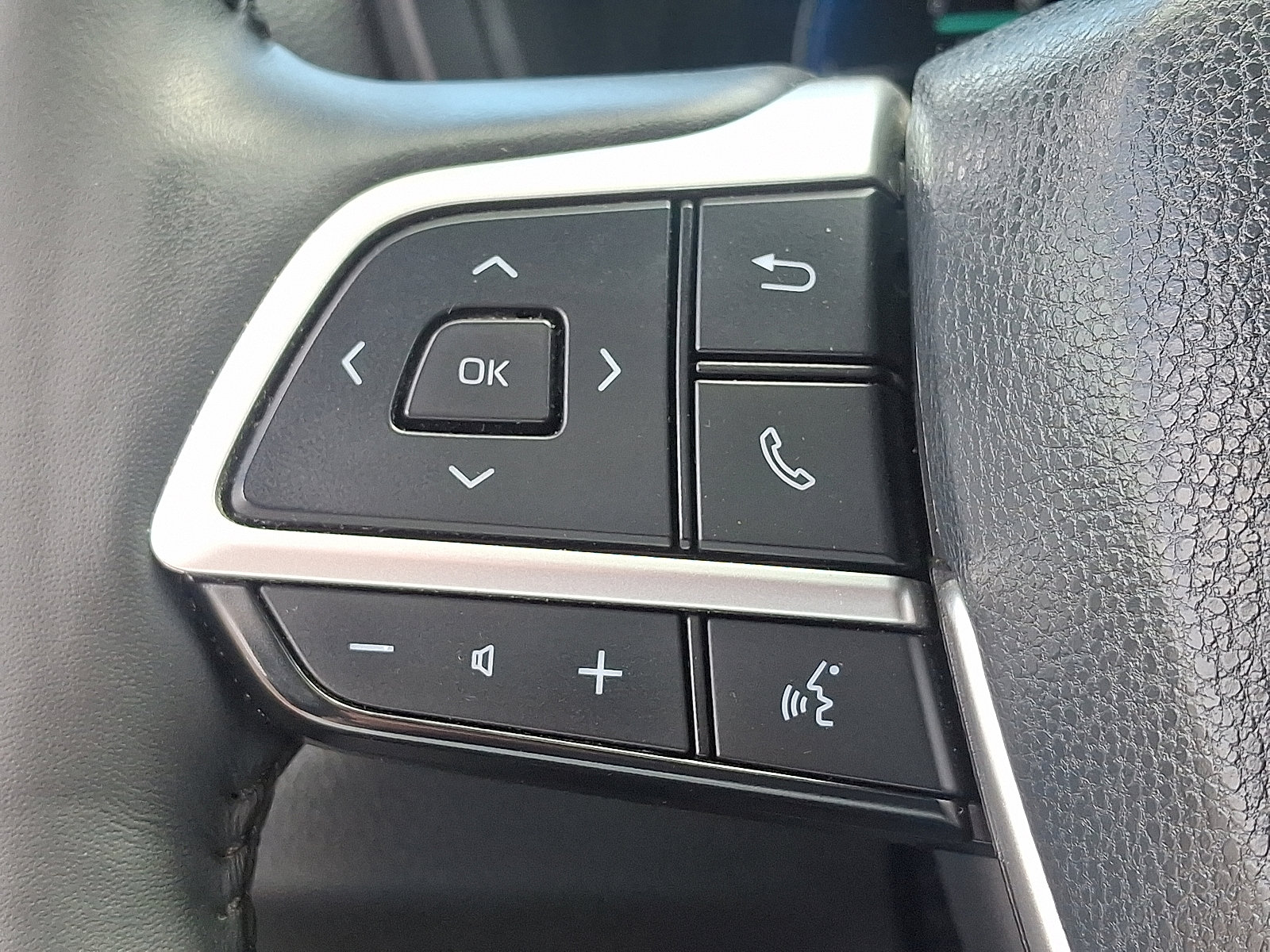 Used 2024 Toyota Grand Highlander AWD image 19