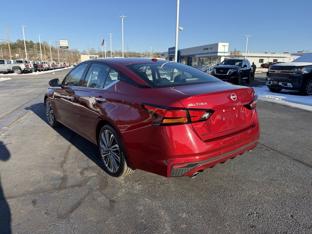 Used 2023 Nissan Altima 2.5 SL image 3