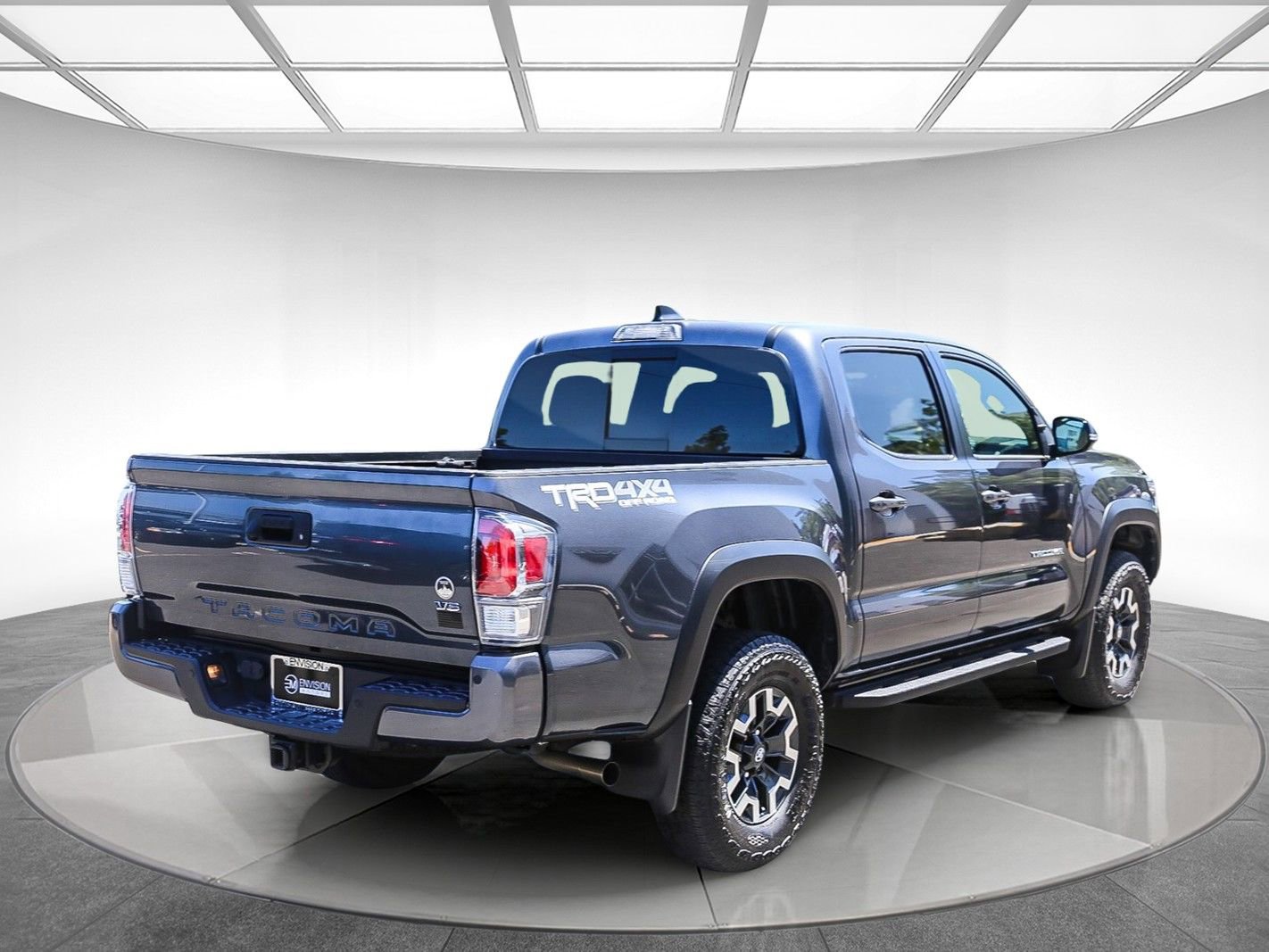 Used 2023 Toyota Tacoma TRD Off-Road w/ Technology Package AWD/4WD image 4