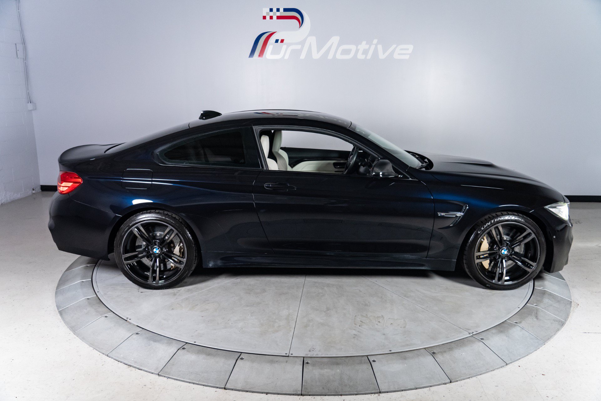 Used 2015 BMW M4 Coupe RWD image 12
