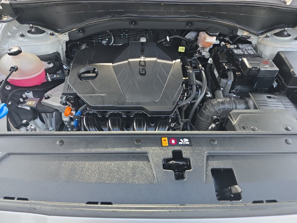 Used 2023 Hyundai Santa Fe SE FWD image 23