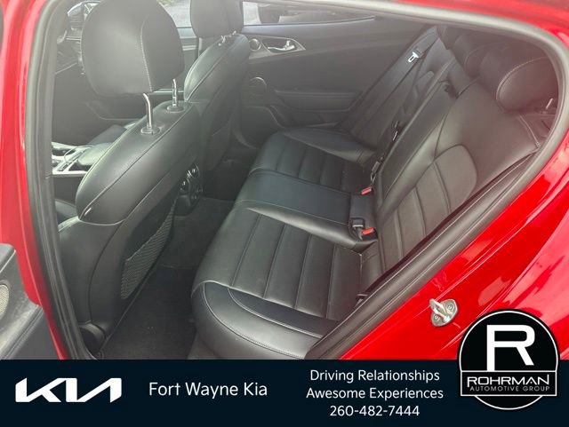 Used 2018 Kia Stinger GT2 AWD/4WD image 10