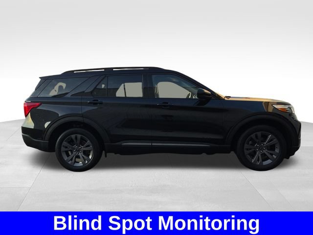 Used 2024 Ford Explorer XLT w/ Equipment Group 202A AWD/4WD image 6