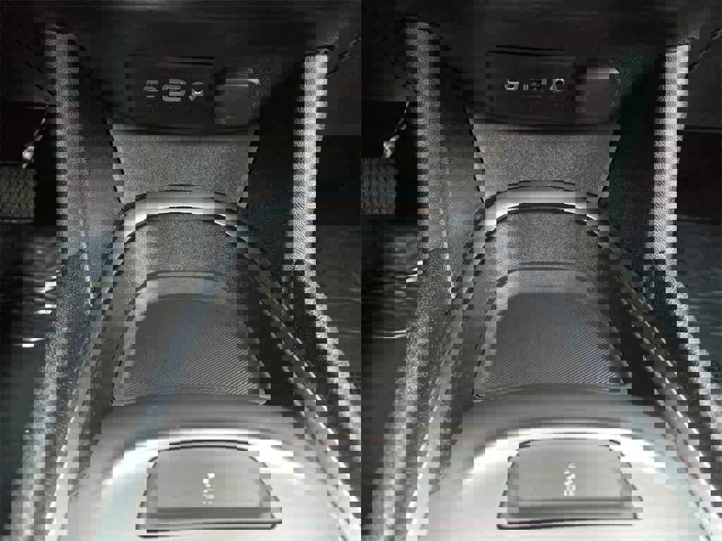 Used 2023 Chevrolet Malibu LT image 19