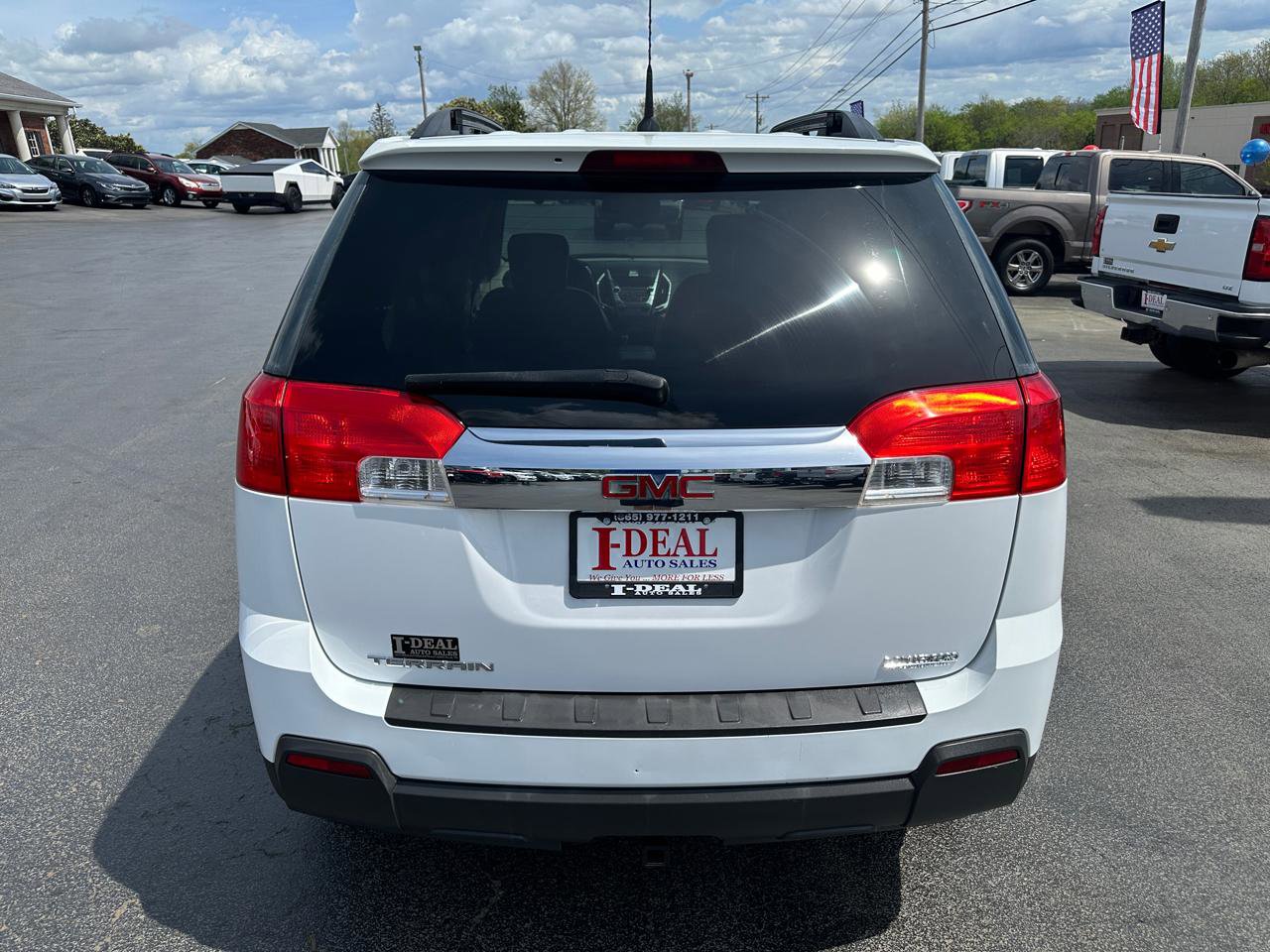 Used 2011 GMC Terrain SLT image 3