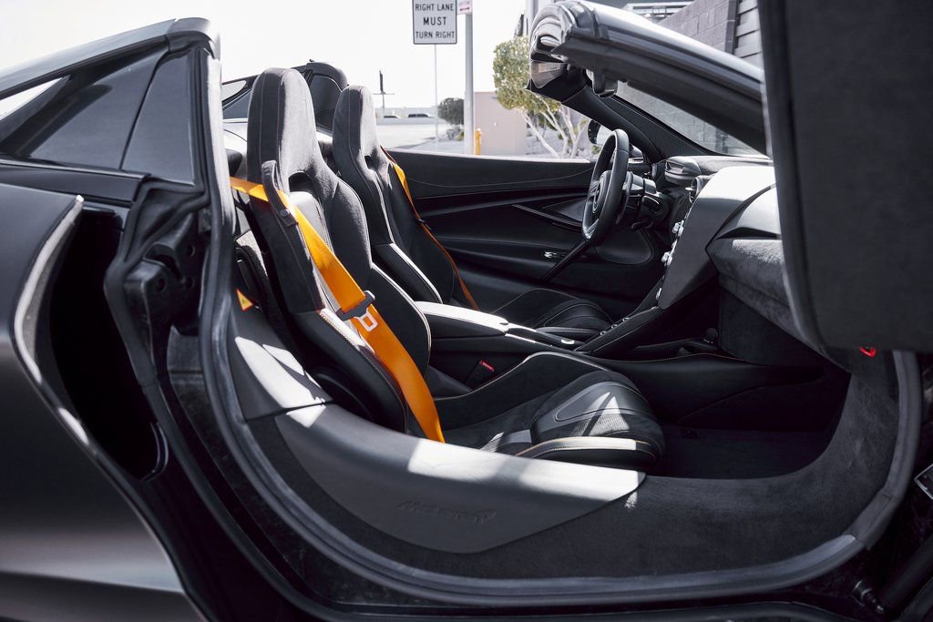 Used 2020 McLaren 720S Spider RWD image 29