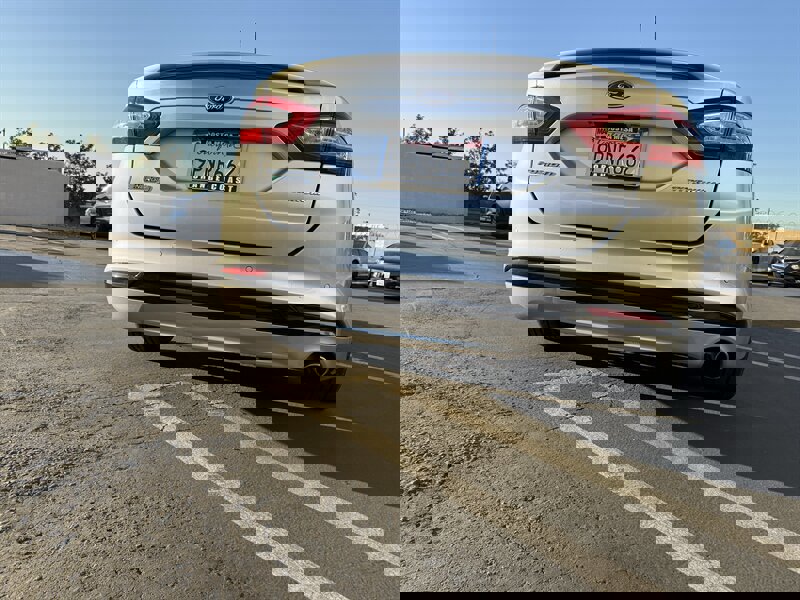 Used 2014 Ford Fusion Energi Titanium w/ Driver Assist Package image 12