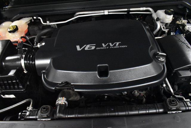 Used 2018 GMC Canyon Denali image 10