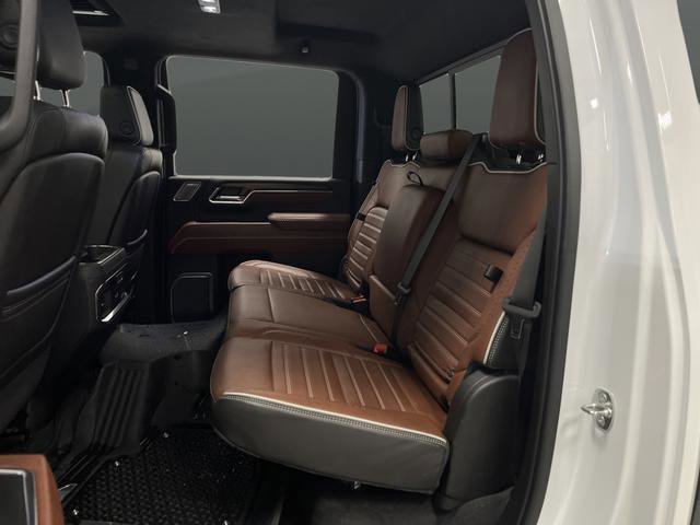 Used 2024 GMC Sierra 3500 Denali Ultimate image 33