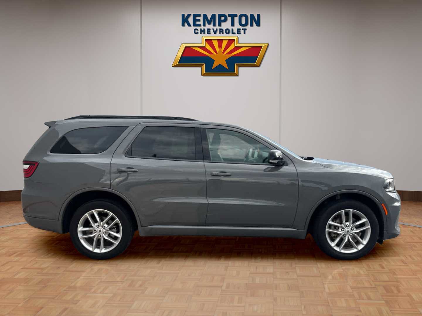 Used 2025 Dodge Durango GT AWD/4WD image 7