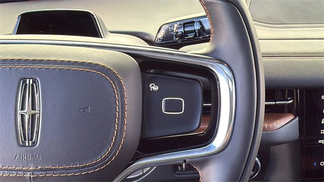 New 2025 Lincoln Navigator L Black Label image 34