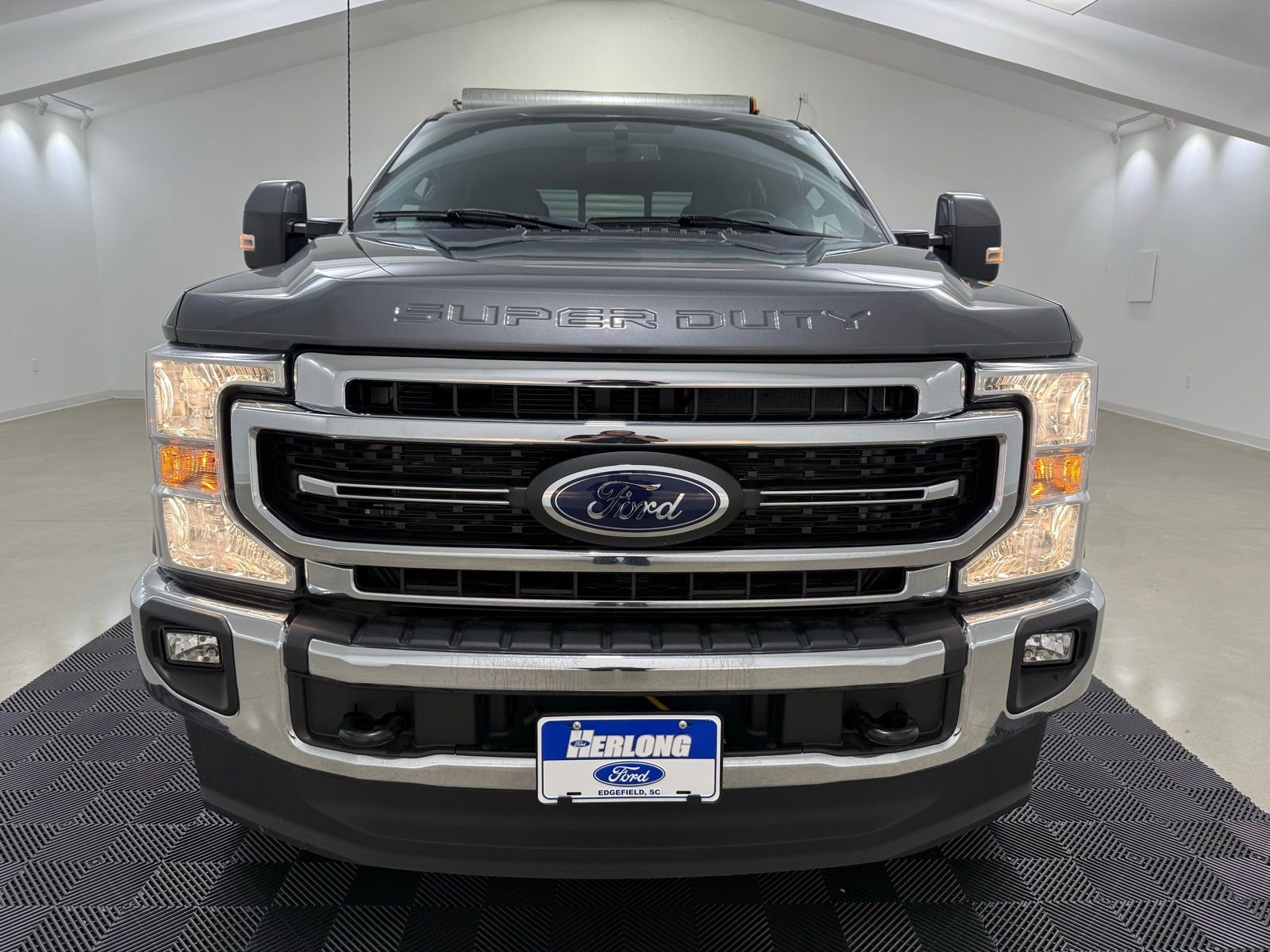 Used 2022 Ford F250 Lariat w/ Lariat Value Package image 2