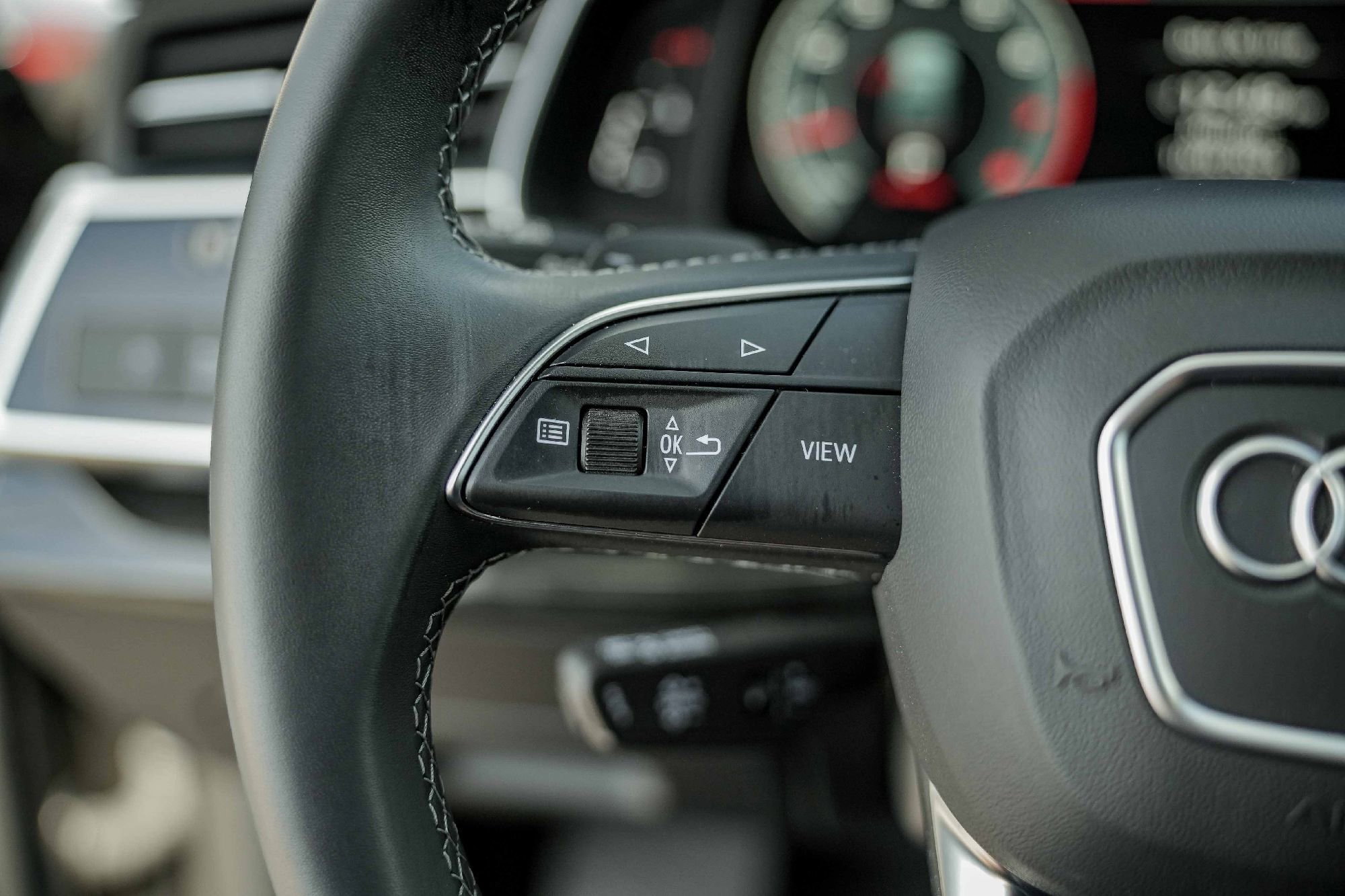 Certified 2024 Audi Q8 Premium Plus w/ Premium Plus Package image 15