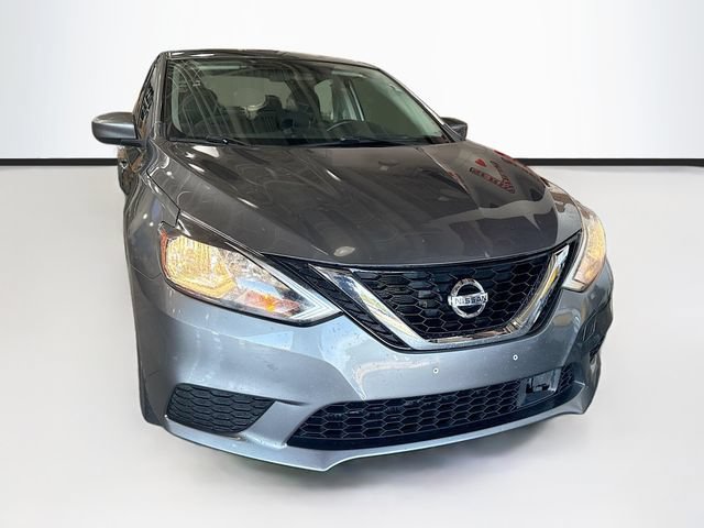 Used 2019 Nissan Sentra SV FWD image 3