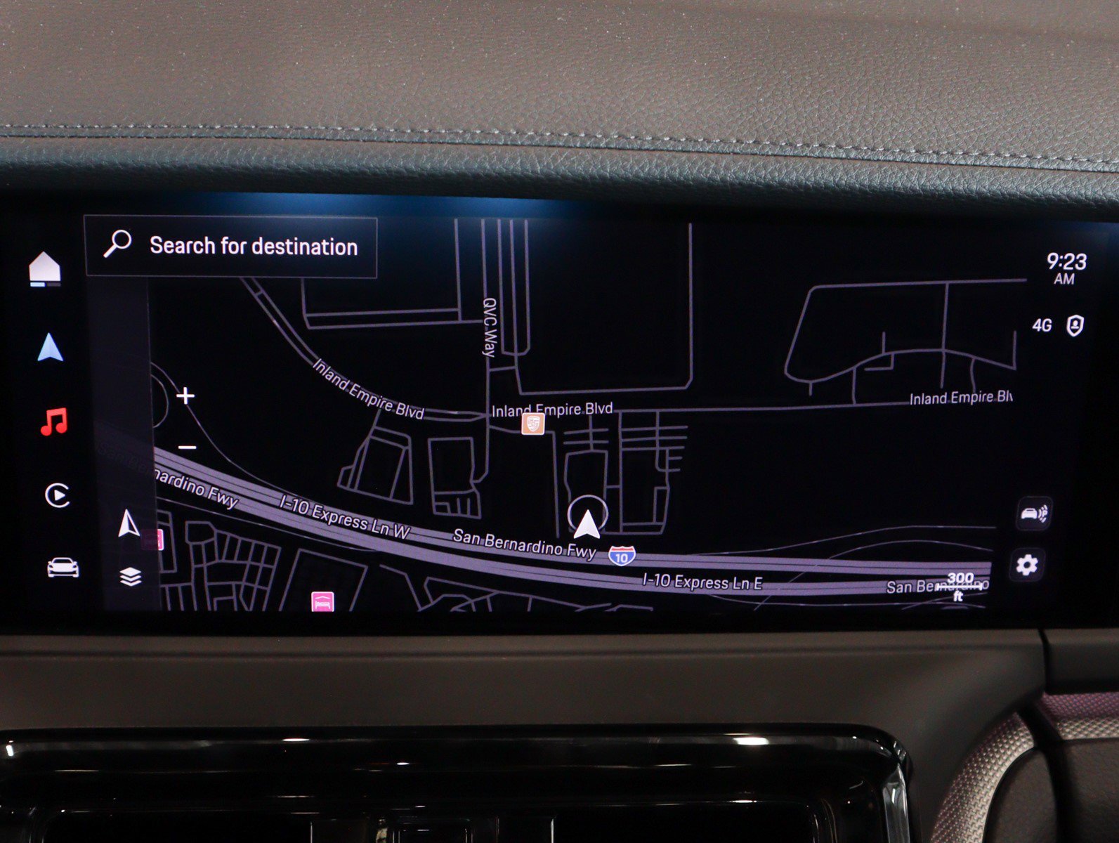 Certified 2025 Porsche Panamera 4 image 24