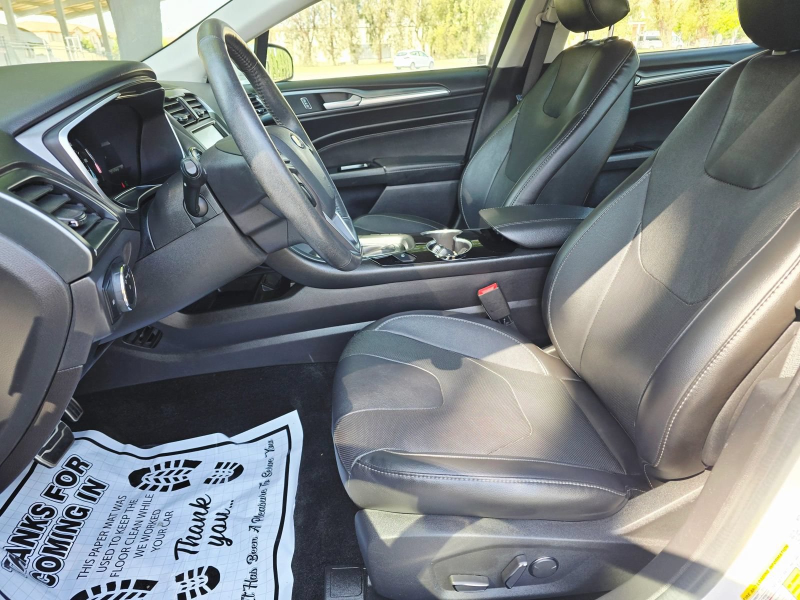 Used 2016 Ford Fusion Energi Titanium w/ Driver Assist Package FWD image 14