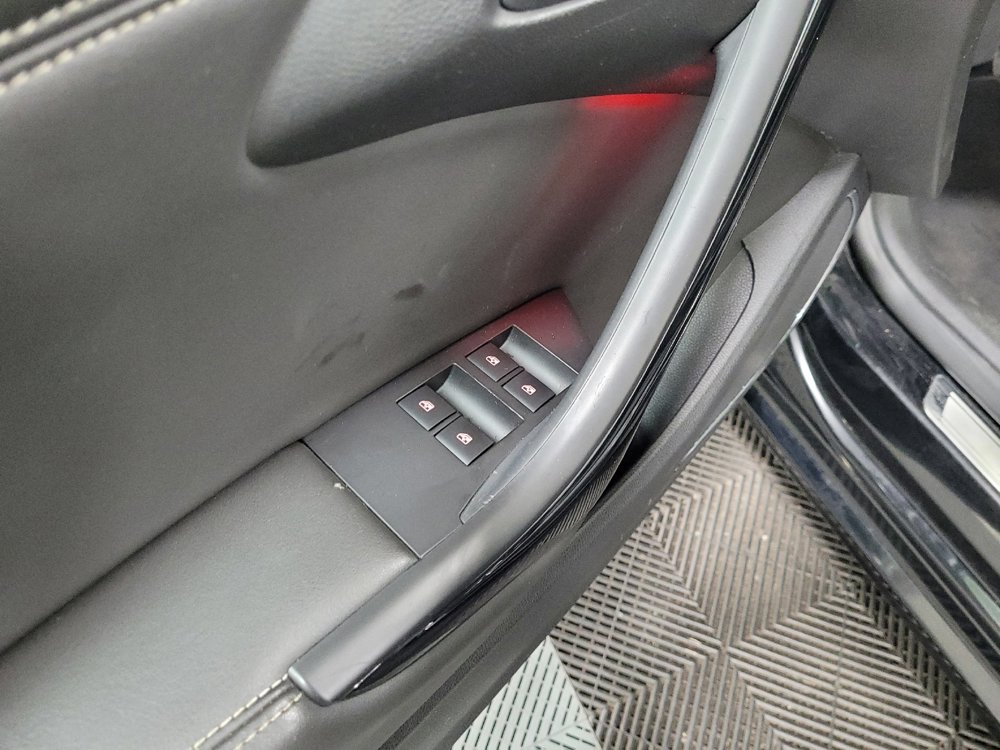 Used 2019 Buick Cascada Premium image 27