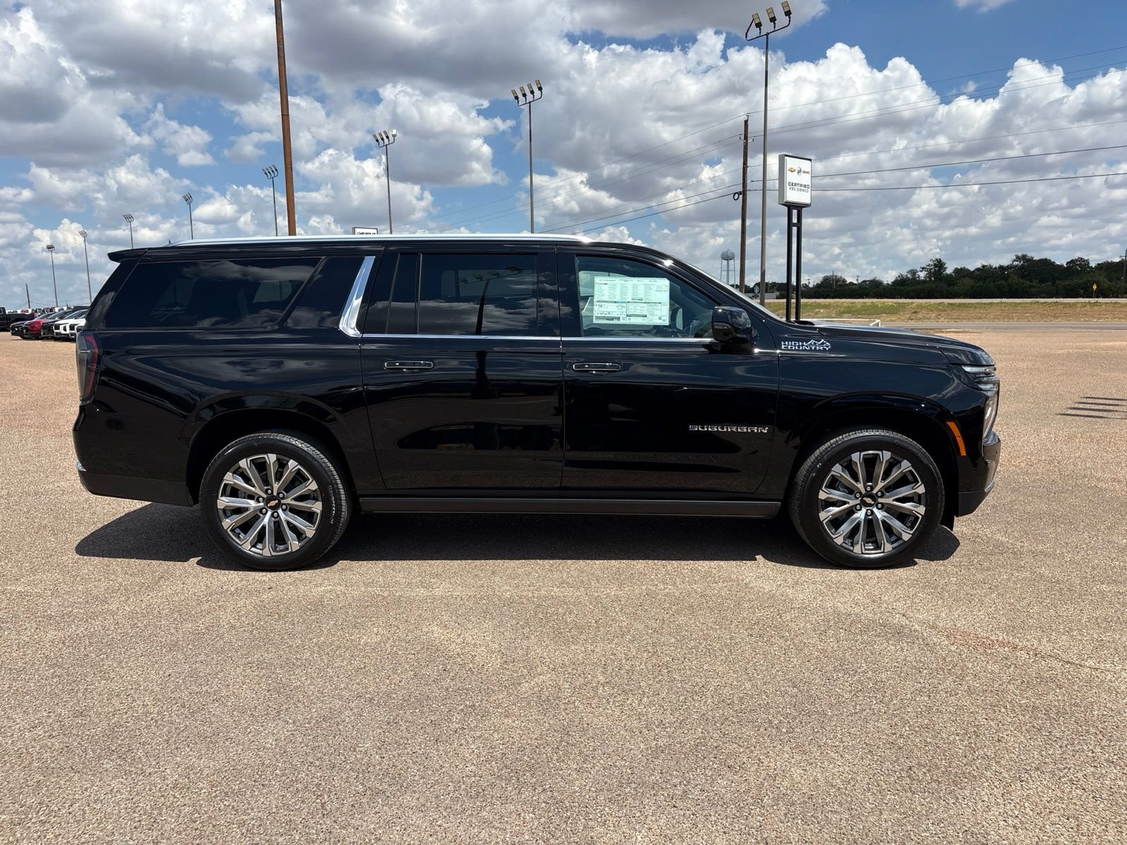 New 2026 Chevrolet Suburban High Country AWD/4WD image 7